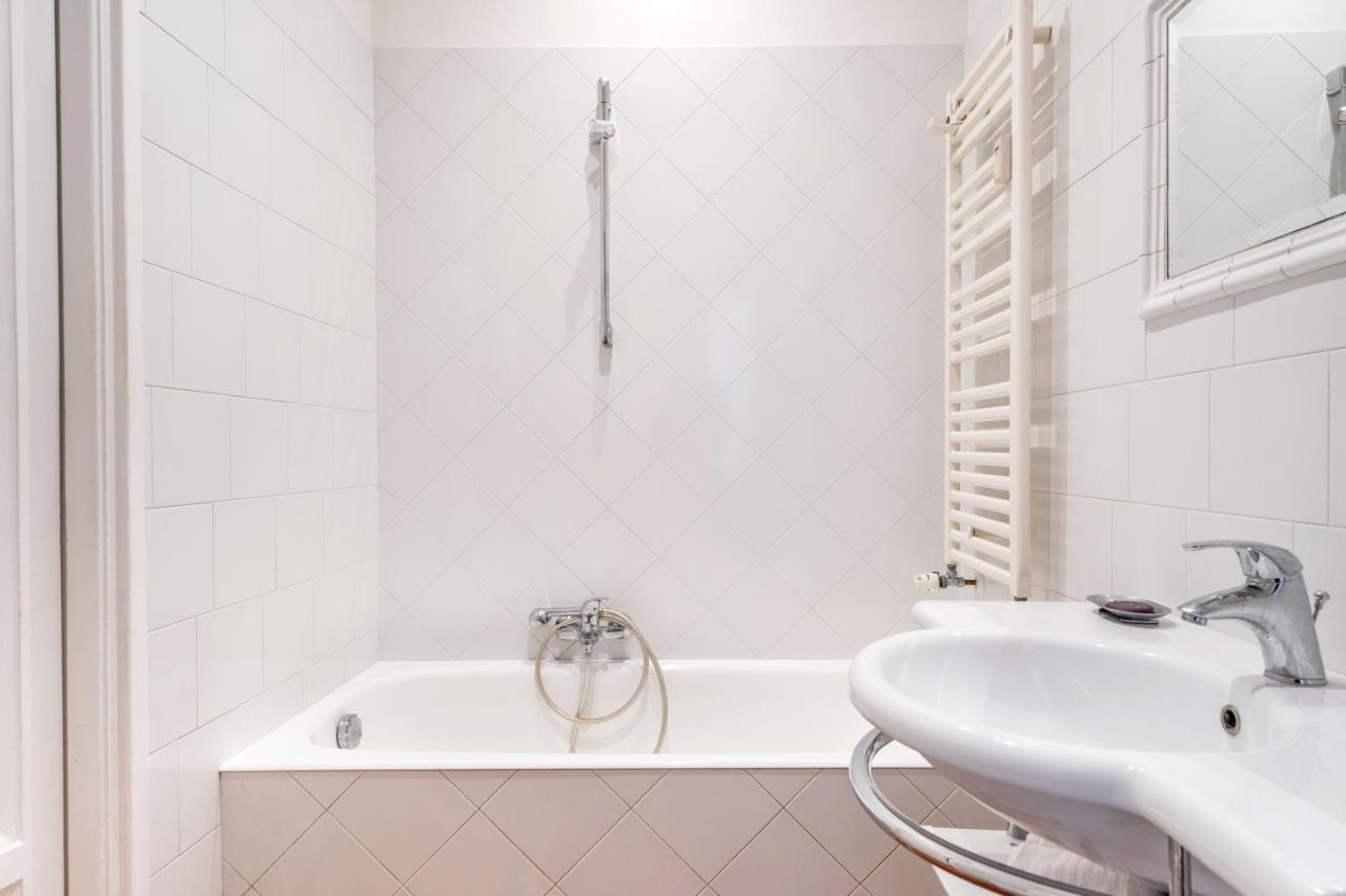Maison Regola, Styilish Apt In Campo De Fiori Рим Екстер'єр фото